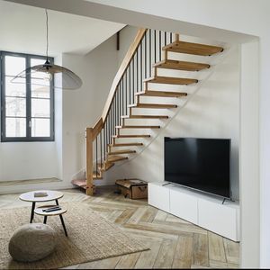 straight staircase