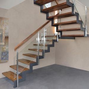 half-turn staircase