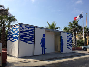 toilet kiosk