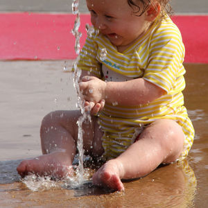 playground water play feature