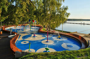 playground water play feature