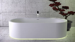 oval bathtub 1