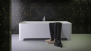 free-standing bathtub 1