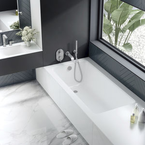 corner bathtub 1