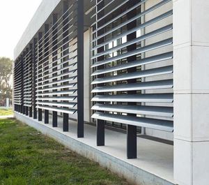 Vertically Perforated Fins Aluminium Sun Louver for Building