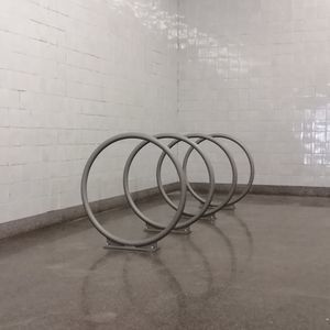 floor-mounted bike rack 1