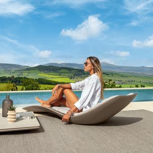 contemporary sun lounger