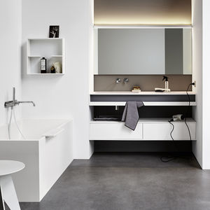 contemporary wall light