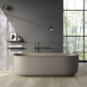 oval bathtub