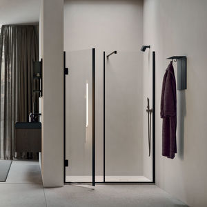 fixed shower screen 1