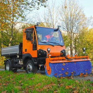 truck-mounted sweeping machine 1