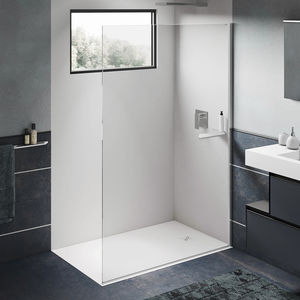 fixed shower screen