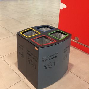 public trash can