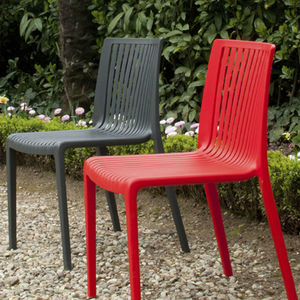 contemporary garden chair 1
