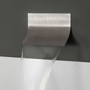 metal bathtub spout