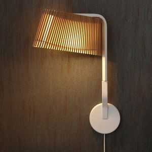 contemporary wall light