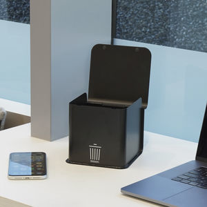 desktop trash can