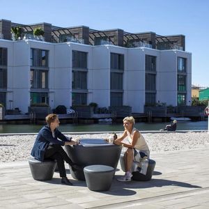 contemporary picnic table 1