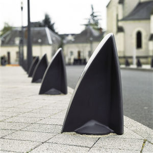 parking prevention bollard
