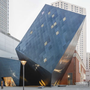 stainless steel cladding / smooth / reflective / panel