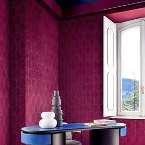 wall-covering on non-woven backing 1