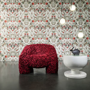 wall-covering on non-woven backing