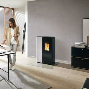 pellet heating stove