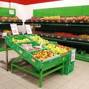 commercial shelving