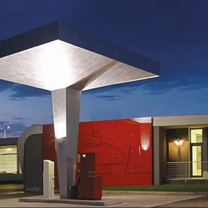 contemporary wall light 1