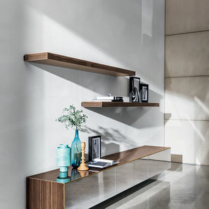 wall-mounted shelf 1