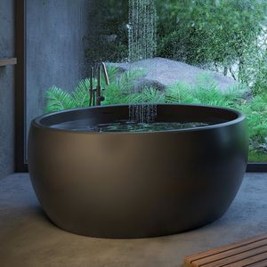 round bathtub