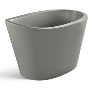 oval bathtub