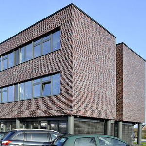 solid brick / insulating / for facade / clinker