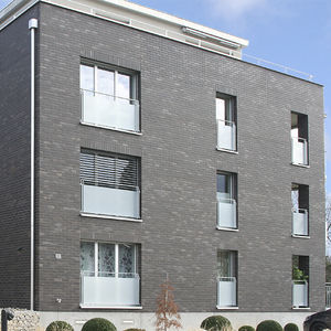 solid brick / insulating / for facade / black