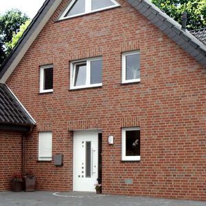 solid brick / insulating / for facade / red