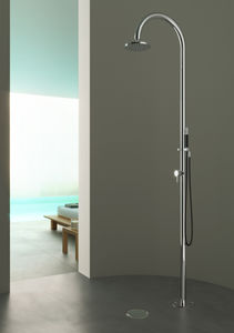 pool outdoor shower 1