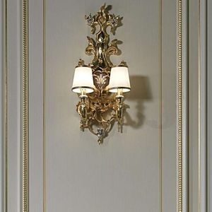 Baroque style wall light