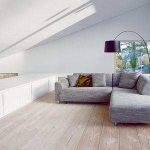 solid parquet floor