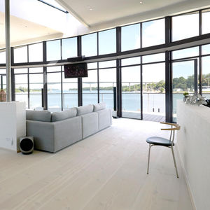 solid parquet floor