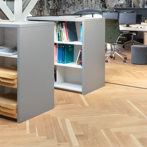 solid parquet floor