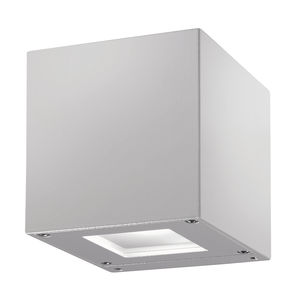 contemporary wall light