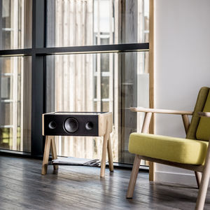 floor-standing speaker