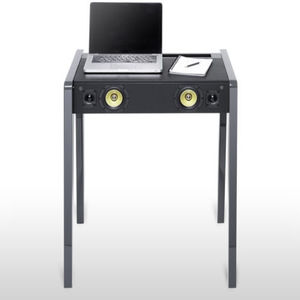 floor-standing speaker