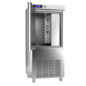 reach-in blast chiller