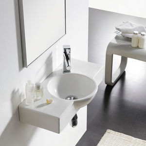 wall-mounted washbasin 1