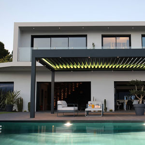 self-supporting pergola