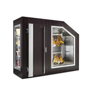 walk-in cooler
