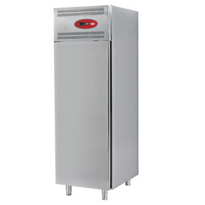 refrigerated cabinet
