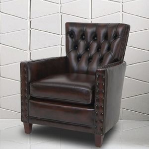 Chesterfield club chair 1