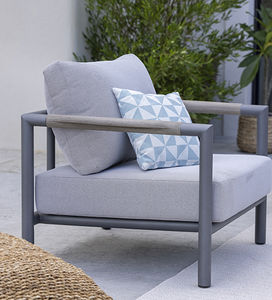 contemporary club chair
